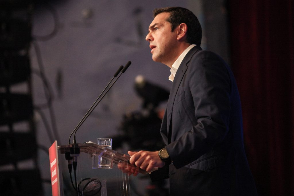 Το ξέσπασμα ξενοδόχου της Κρήτης στον Αλέξη Τσίπρα που κάνει το γύρο του διαδικτύου